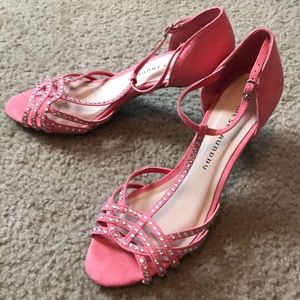 ⭐️SALE 2 for $5! Chinese laundry heels